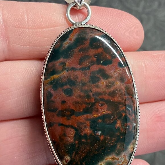 Heliotrope Bloodstone Pendant Crystal Stone Jewelry - Picture 4 of 6